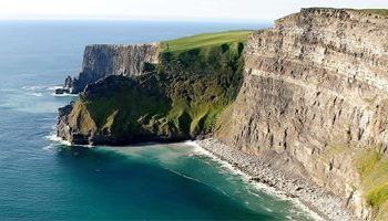 The Famous Cliffs of Moher along the wild atlantic way can be seen on Discover Ireland Tours Leisure Tours
