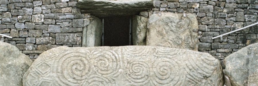 Newgrange County Meath Ireland. Enjoy the iconic scenes of Ireland with Discover Ireland Tours.